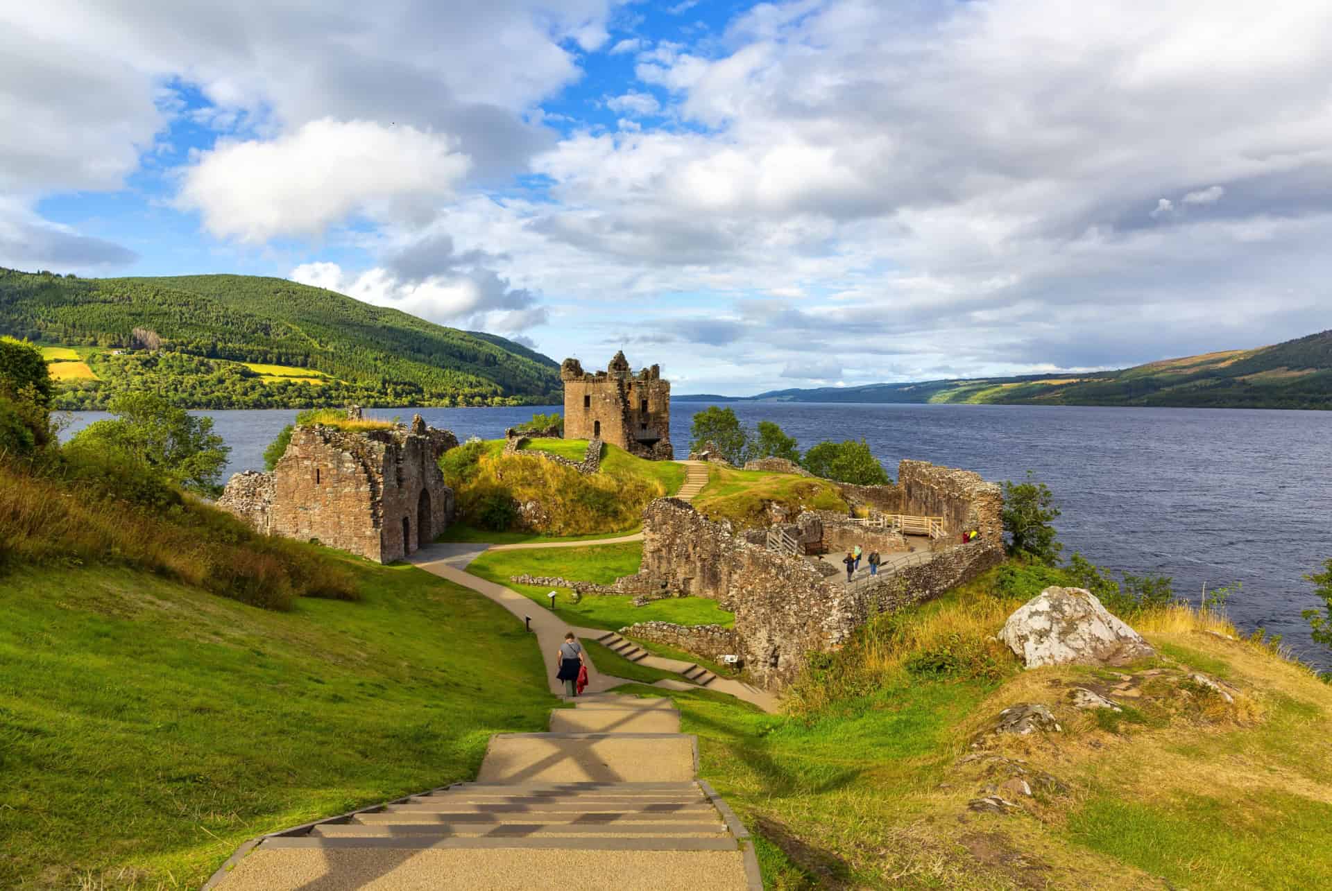 urquhart plus beaux chateaux ecosse urquhart plus beaux chateaux ecosse