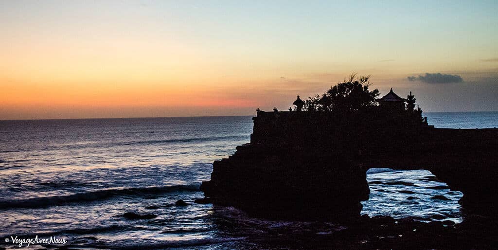 Découvrir Tanah Lot à Bali Voyageavecnous