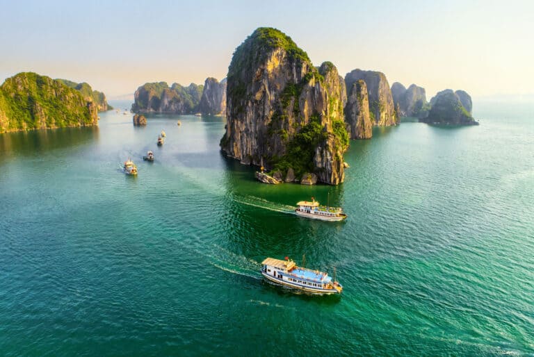 Croisière dans la Baie d'Halong