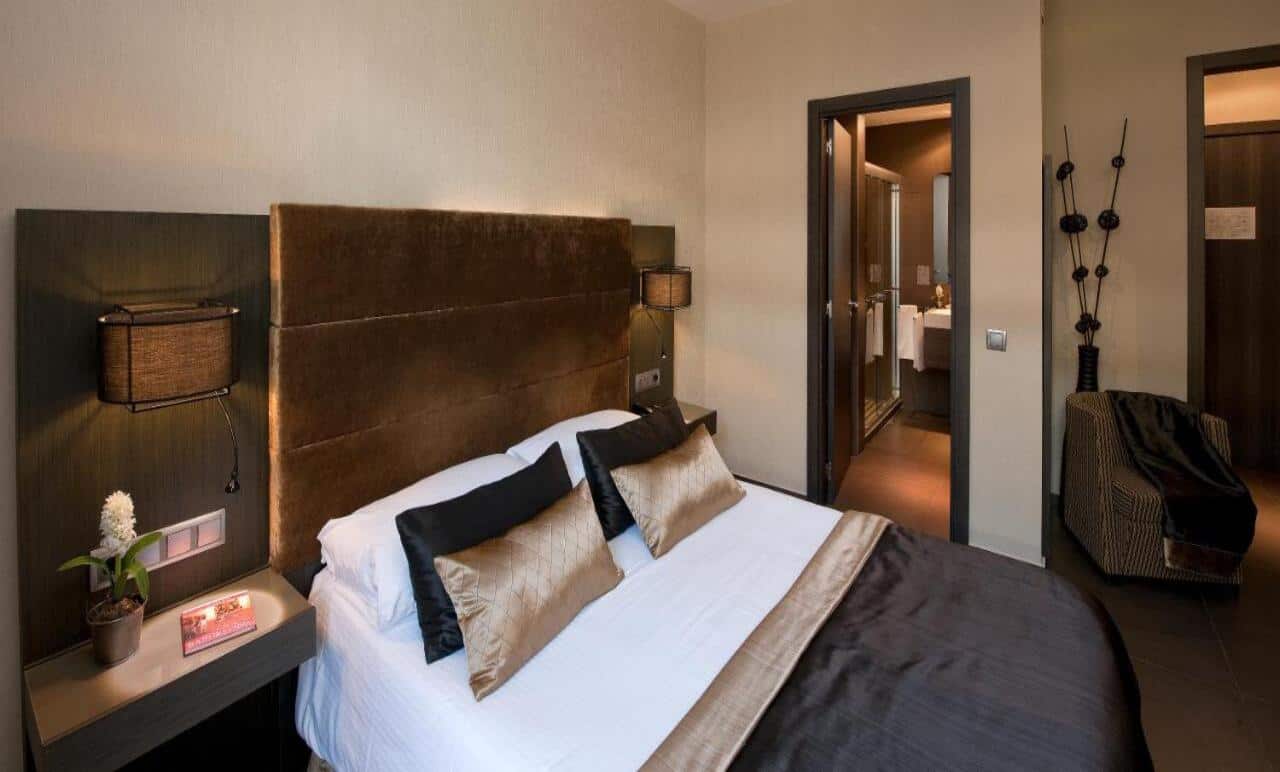 visiter barcelone en 1 jour hotel chambre