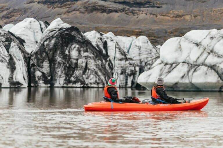 Visite guidée en kayak sur la lagune du glacier Sólheimajökull