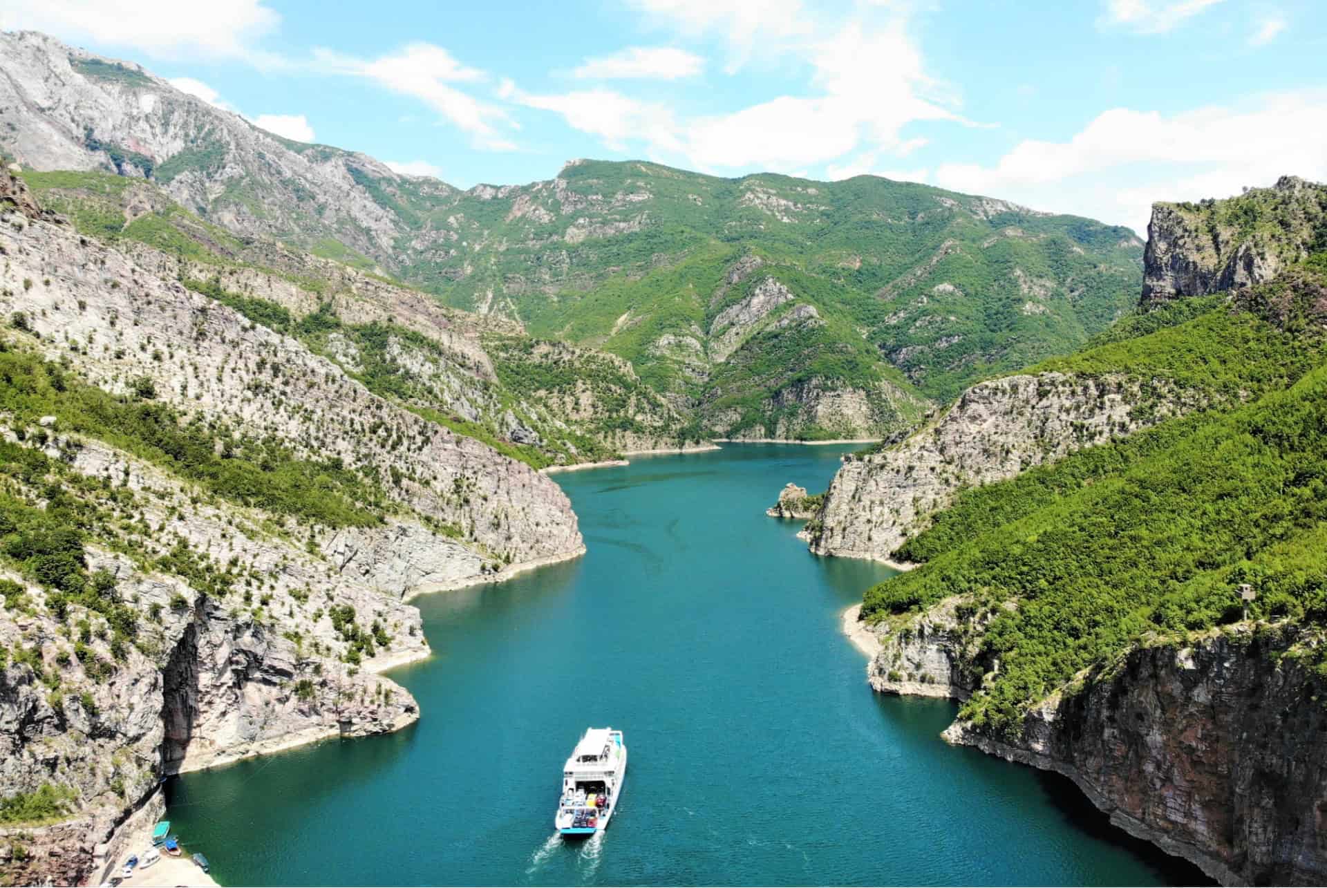 lac koman albanie