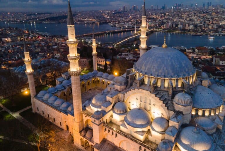Mosquée bleue, Sainte-Sophie et mosquée de Suleymaniye