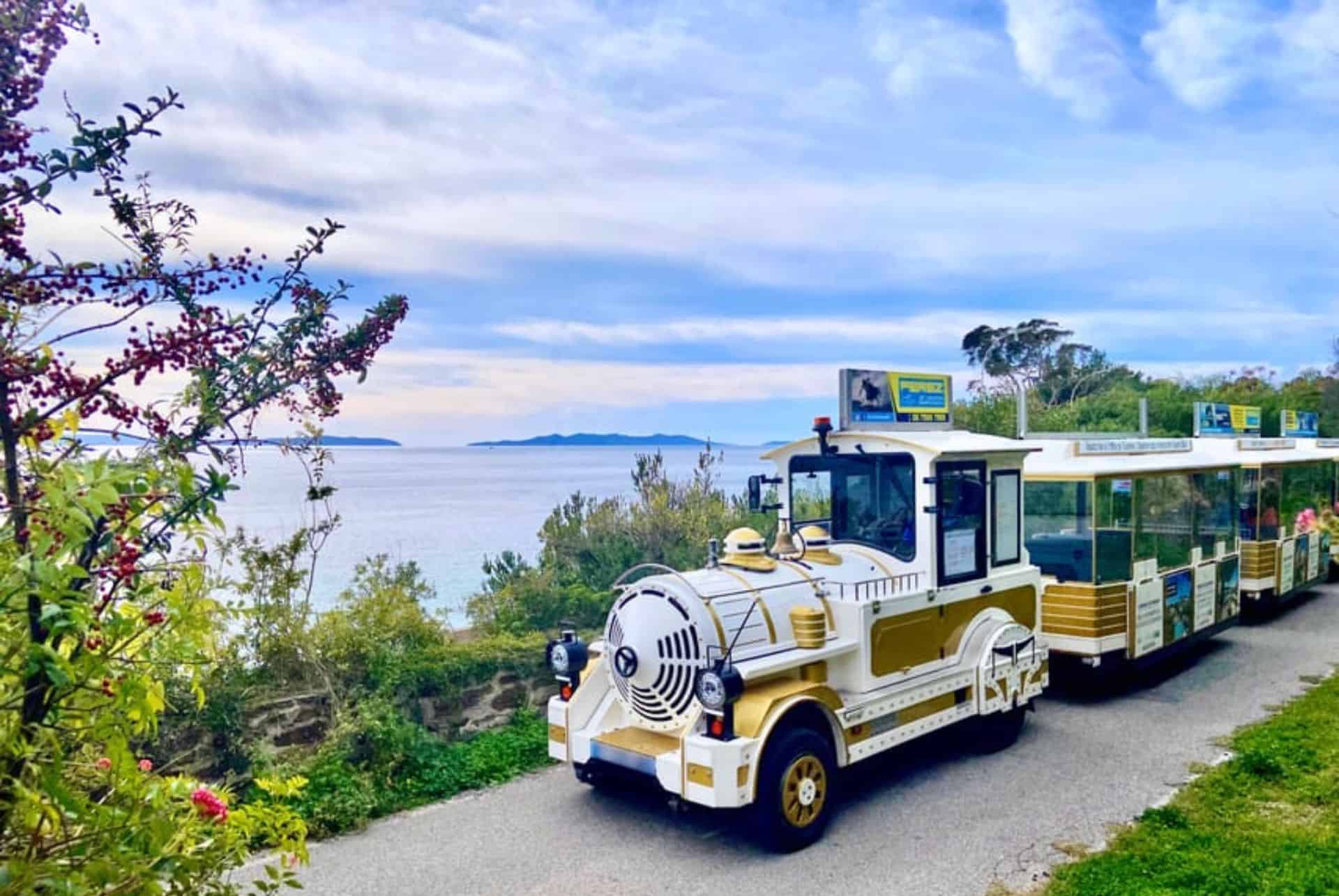 Petit train lavandou plus belles plages cote azur