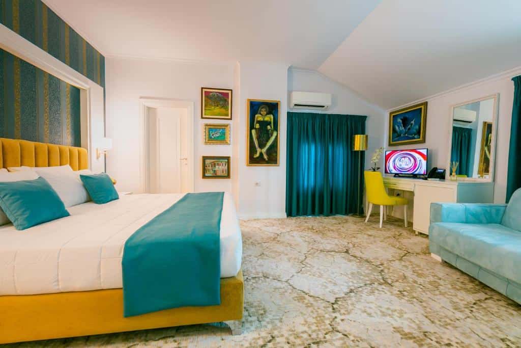 art hotel tirana