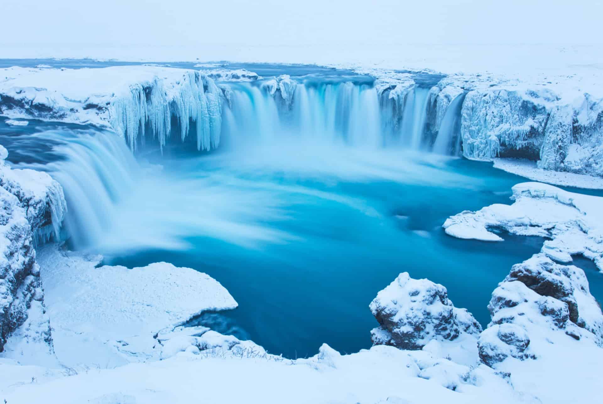 cascade hiver en islande