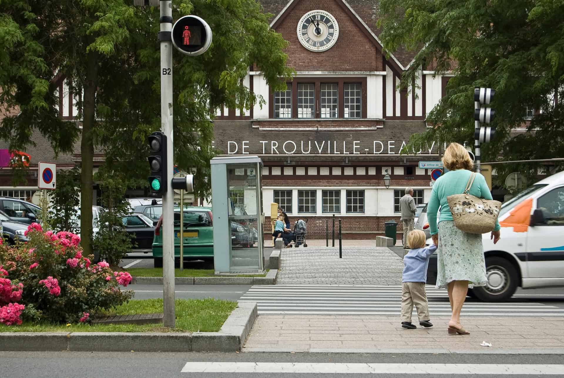 gare trouville deauville