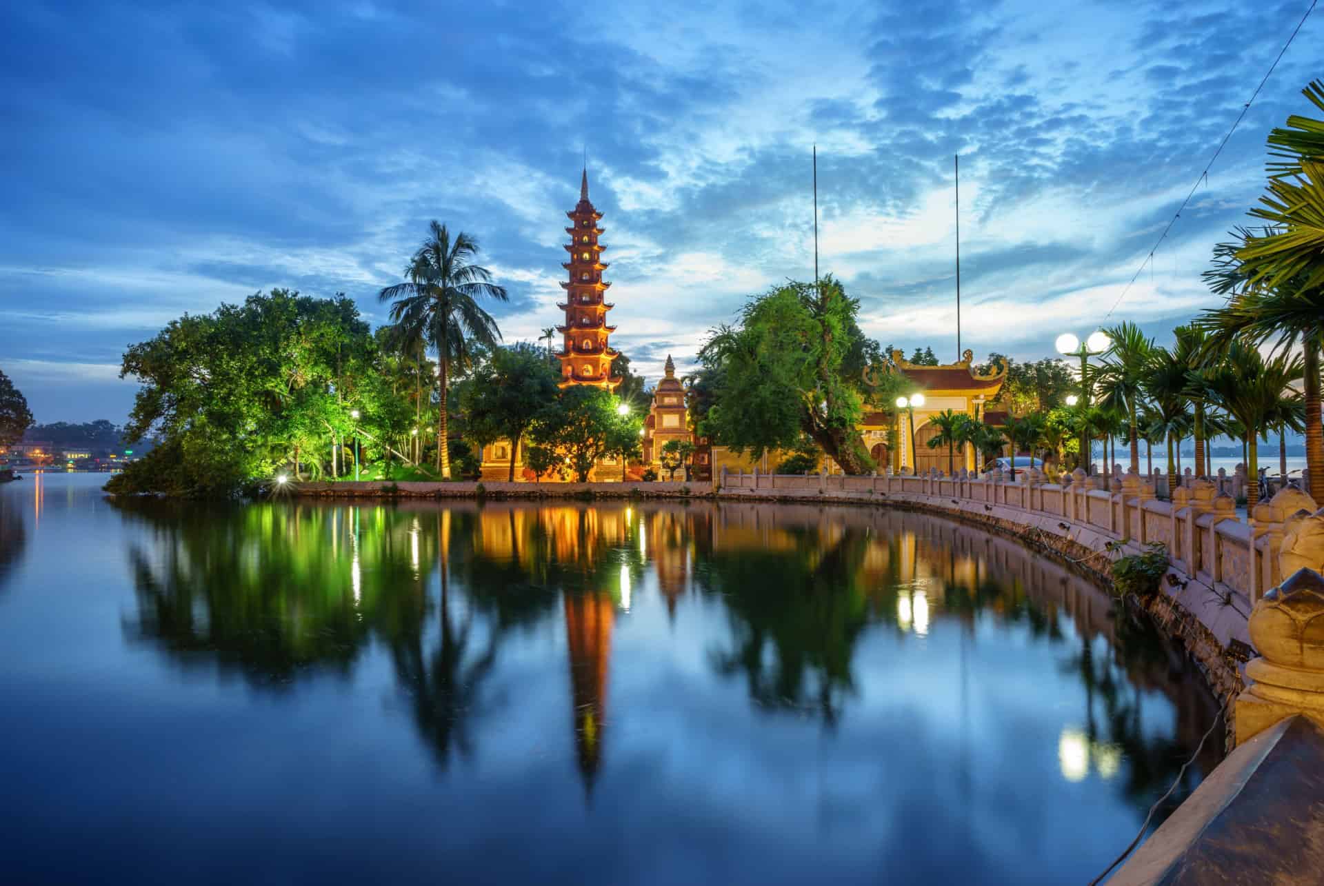 hanoi pagode tran quoc vue panoramique