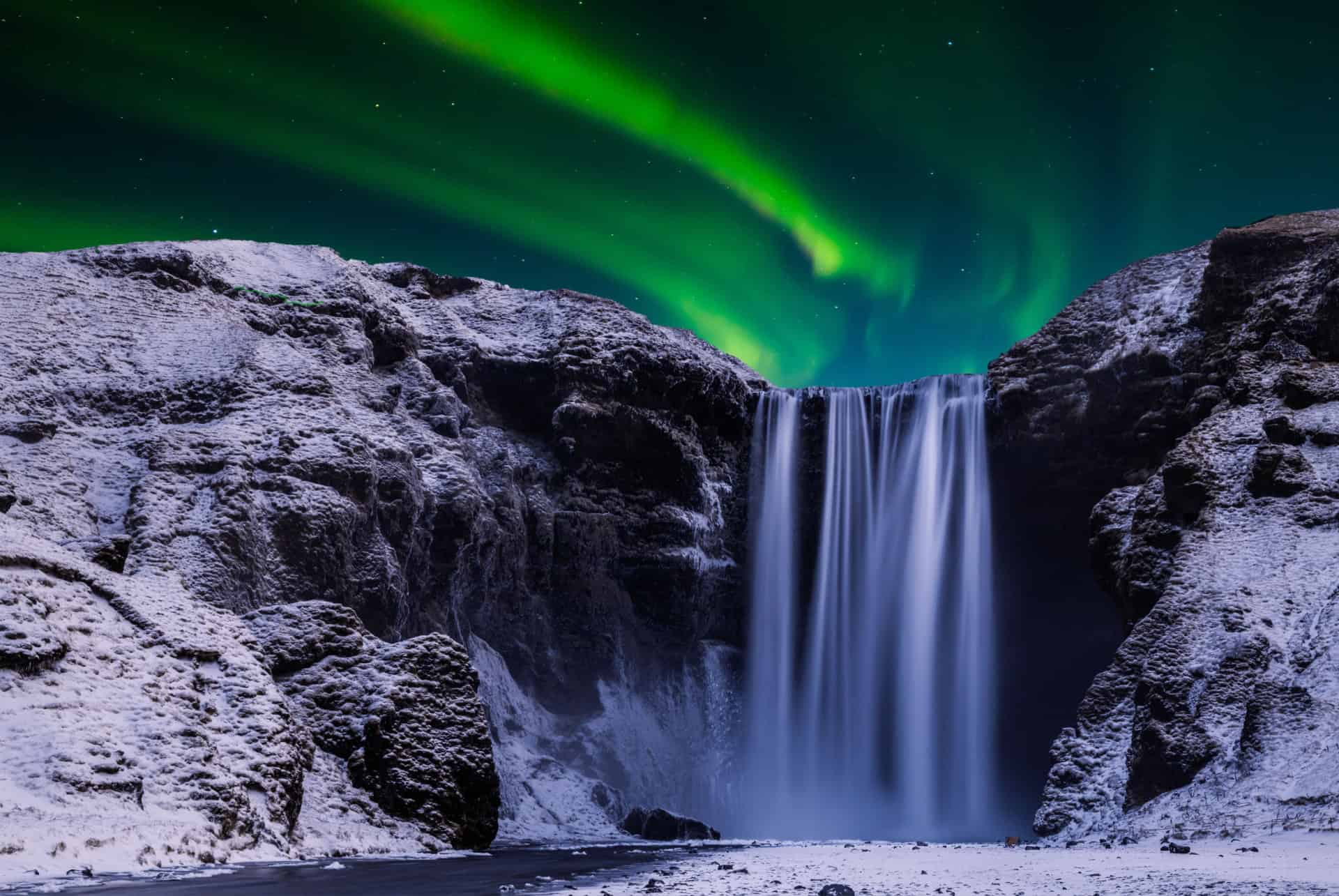 skogafoos aurore boreale islande