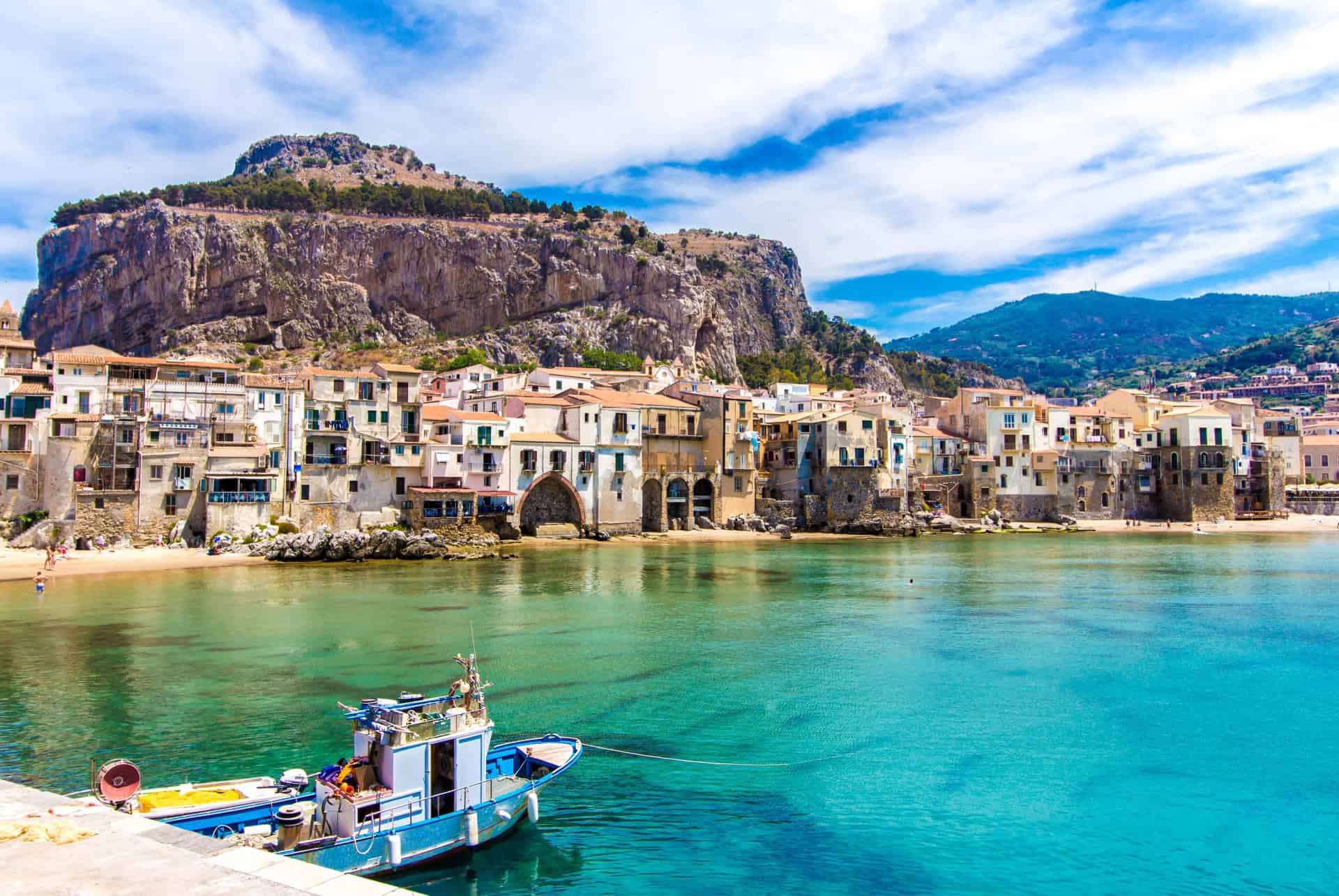 cefalu bateau sicile