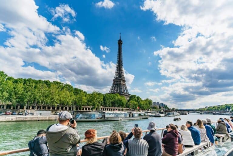 Croisière sur la Seine avec audioguide