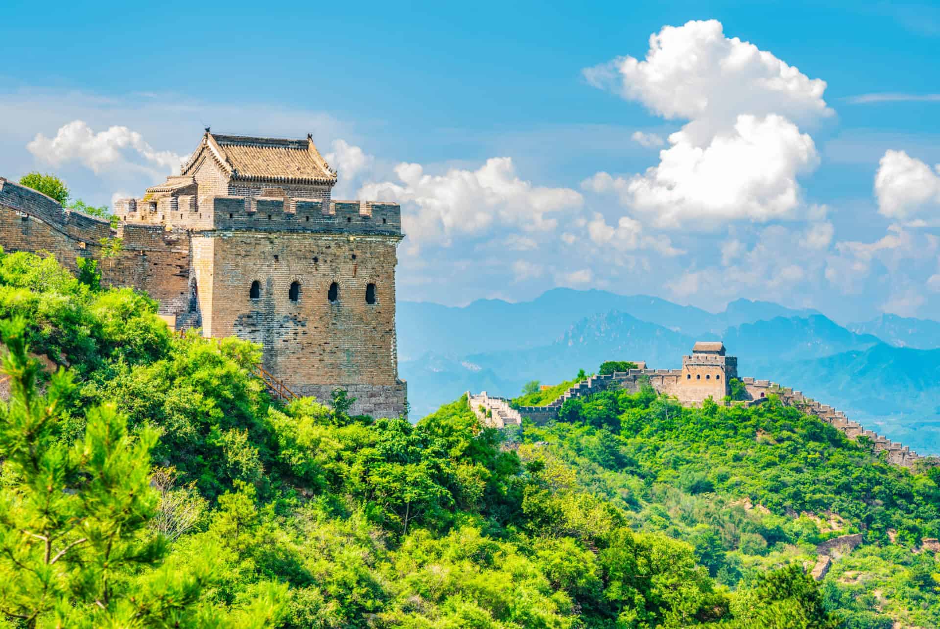 la grande muraille de chine par beau temps