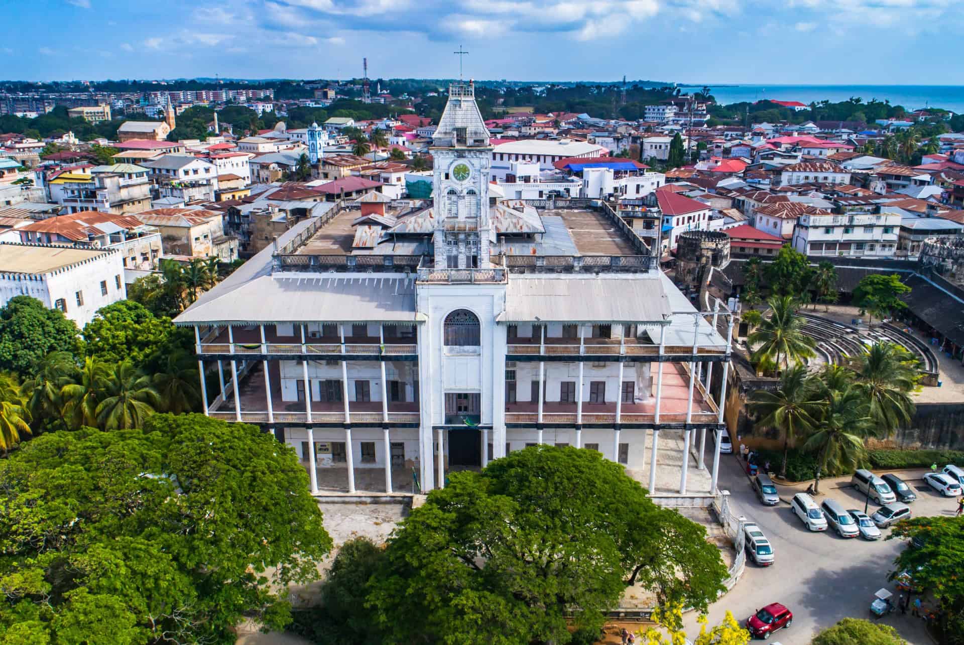 maison des merveilles stone town