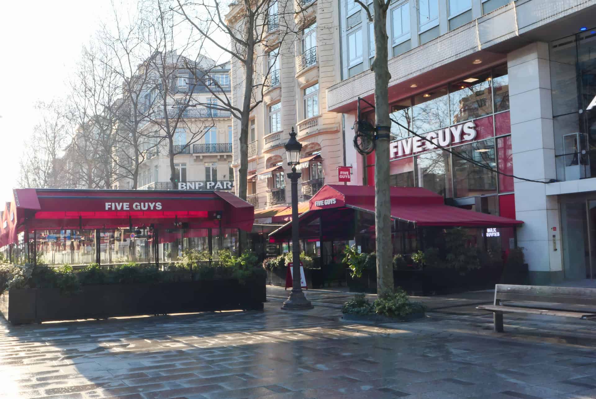 ou manger a paris five guys