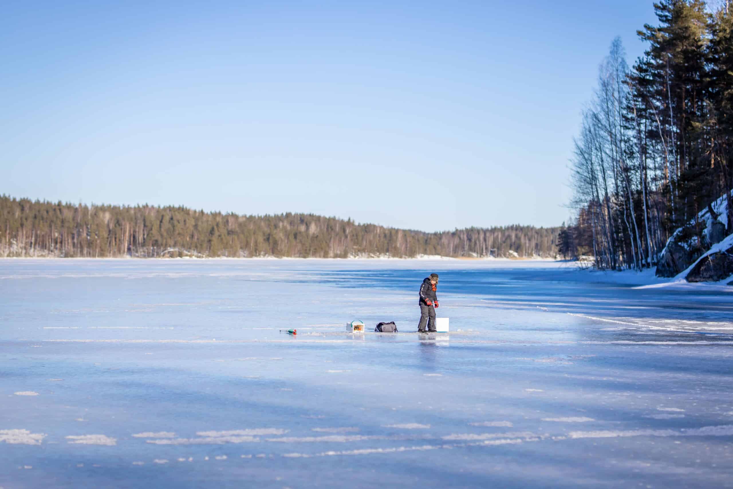 peche sur glace finlande