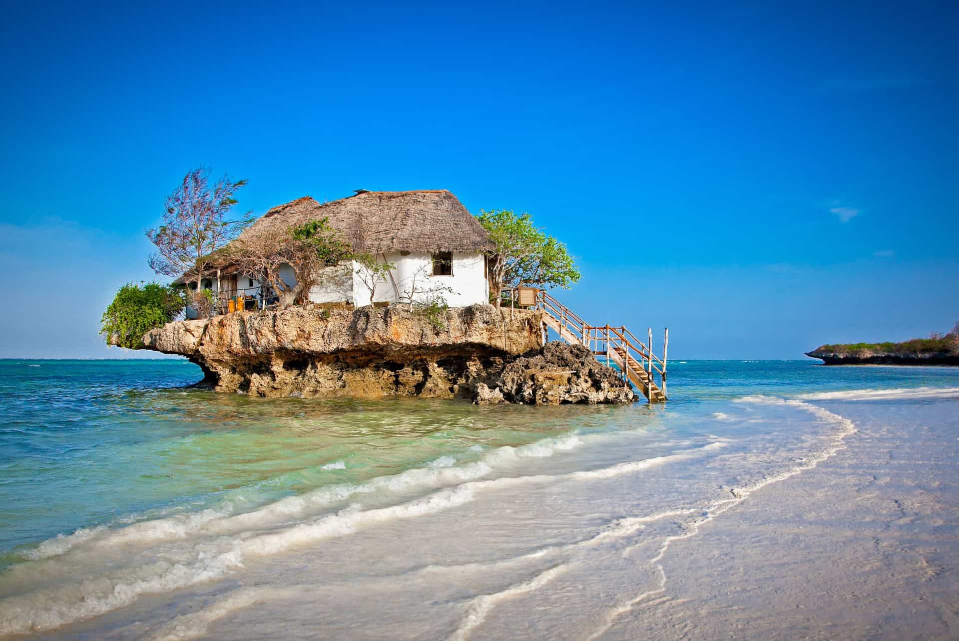 pingwe beach restaurant zanzibar