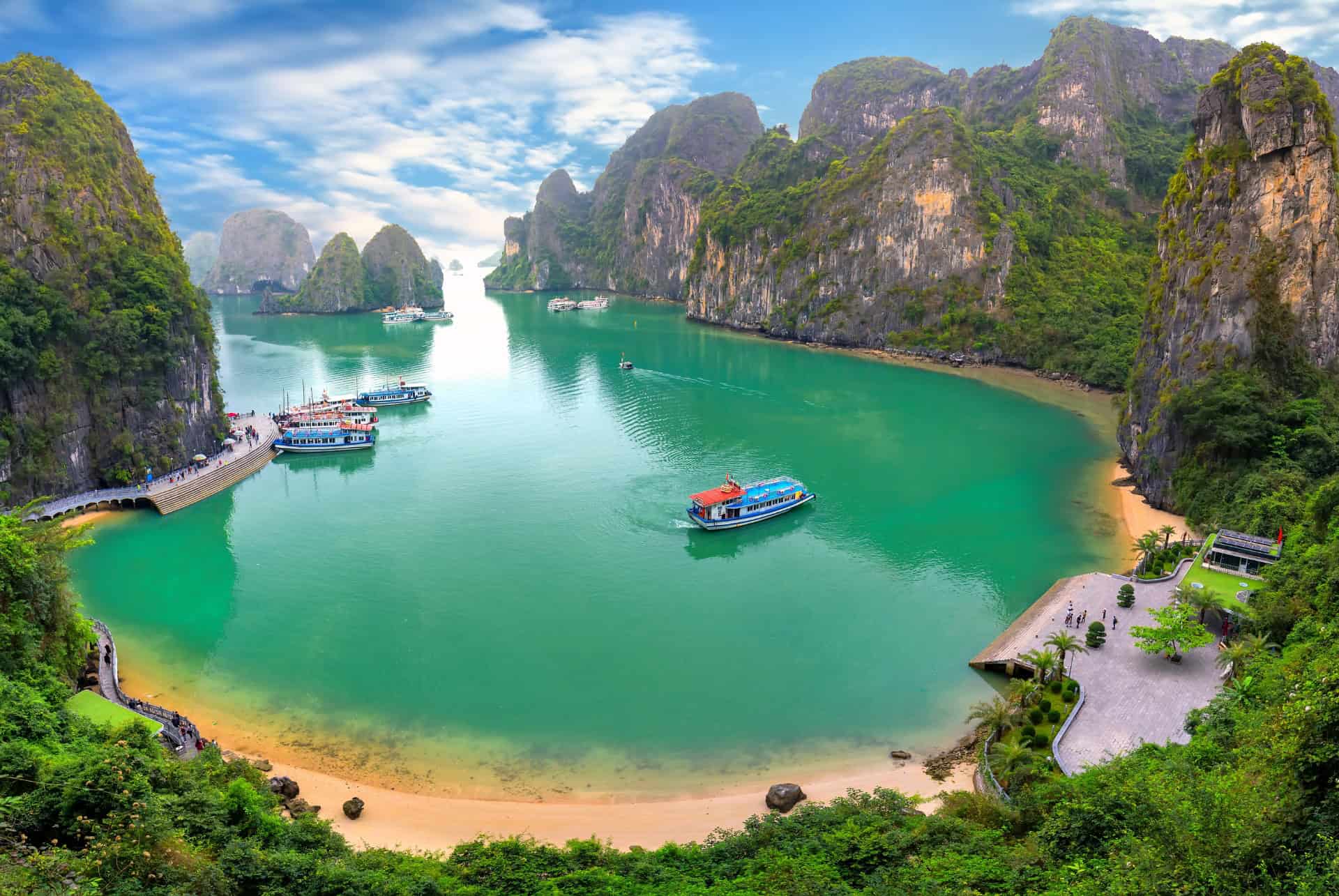 plage baie halong