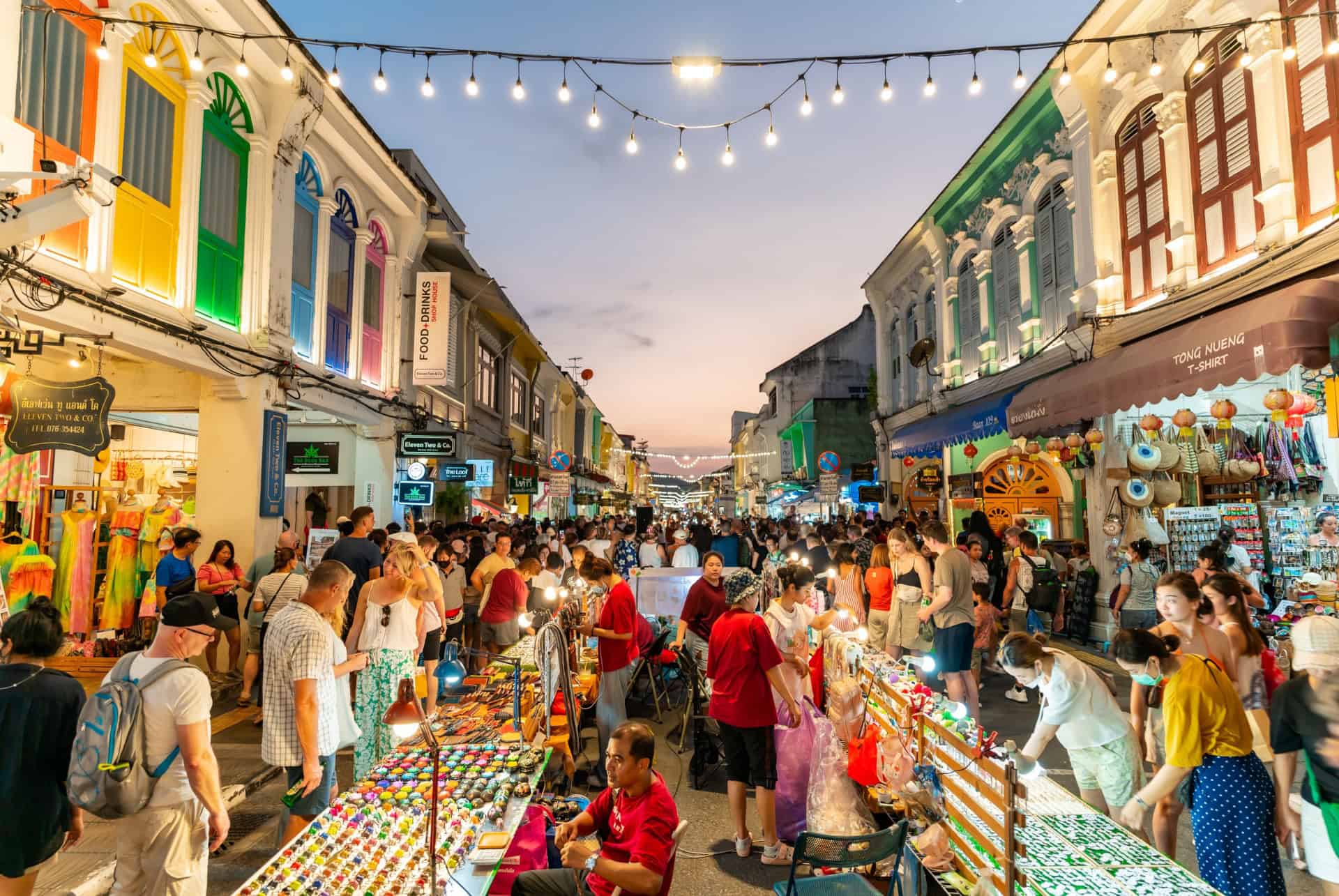 walking street marche phuket