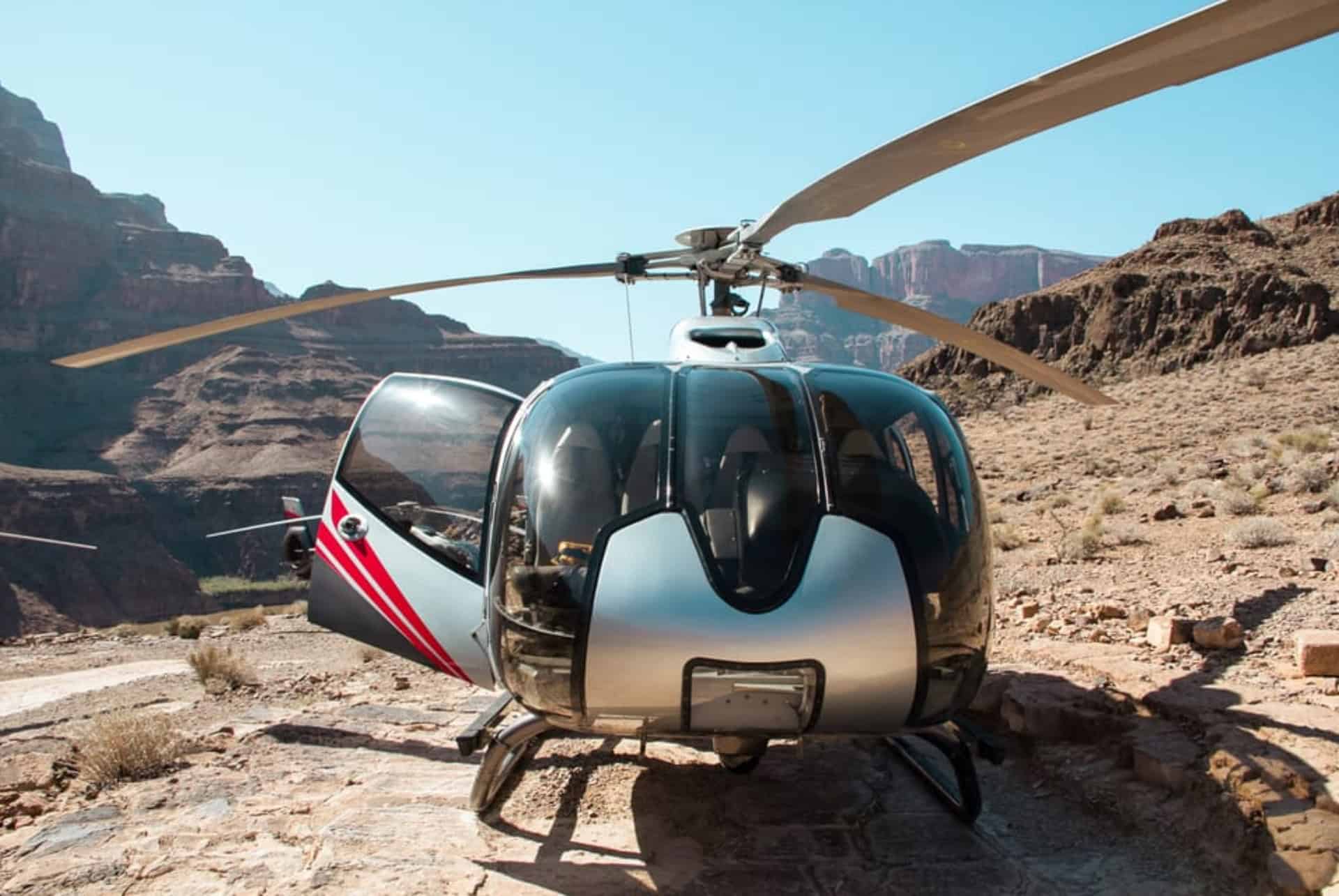 helicoptere grand canyon atterrissage