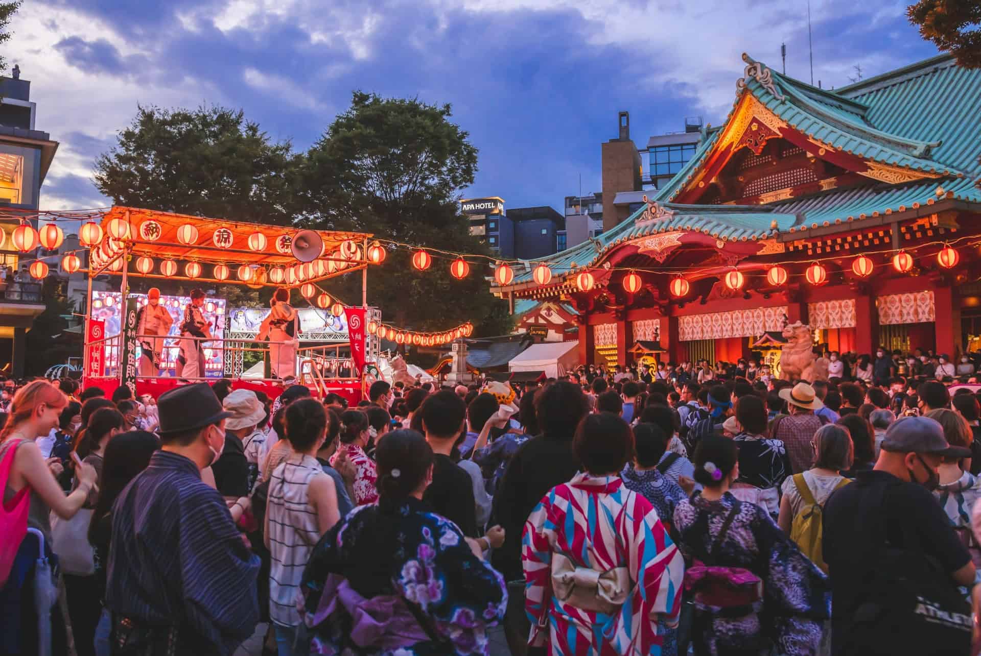 matsuri japonais a tokyo en ete