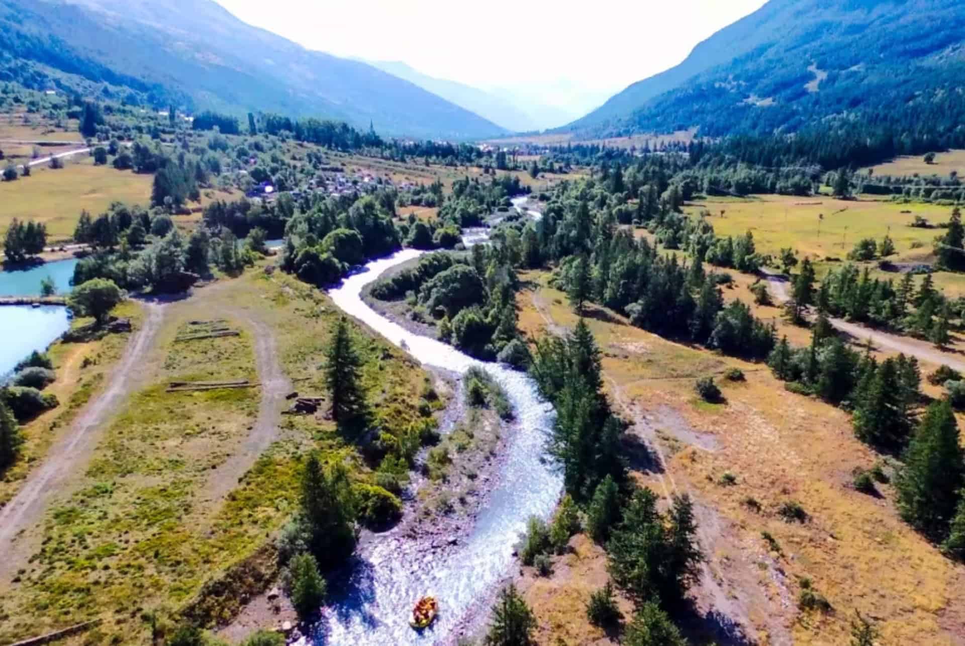 riviere de la guisane dans la vallee de serre chevalier