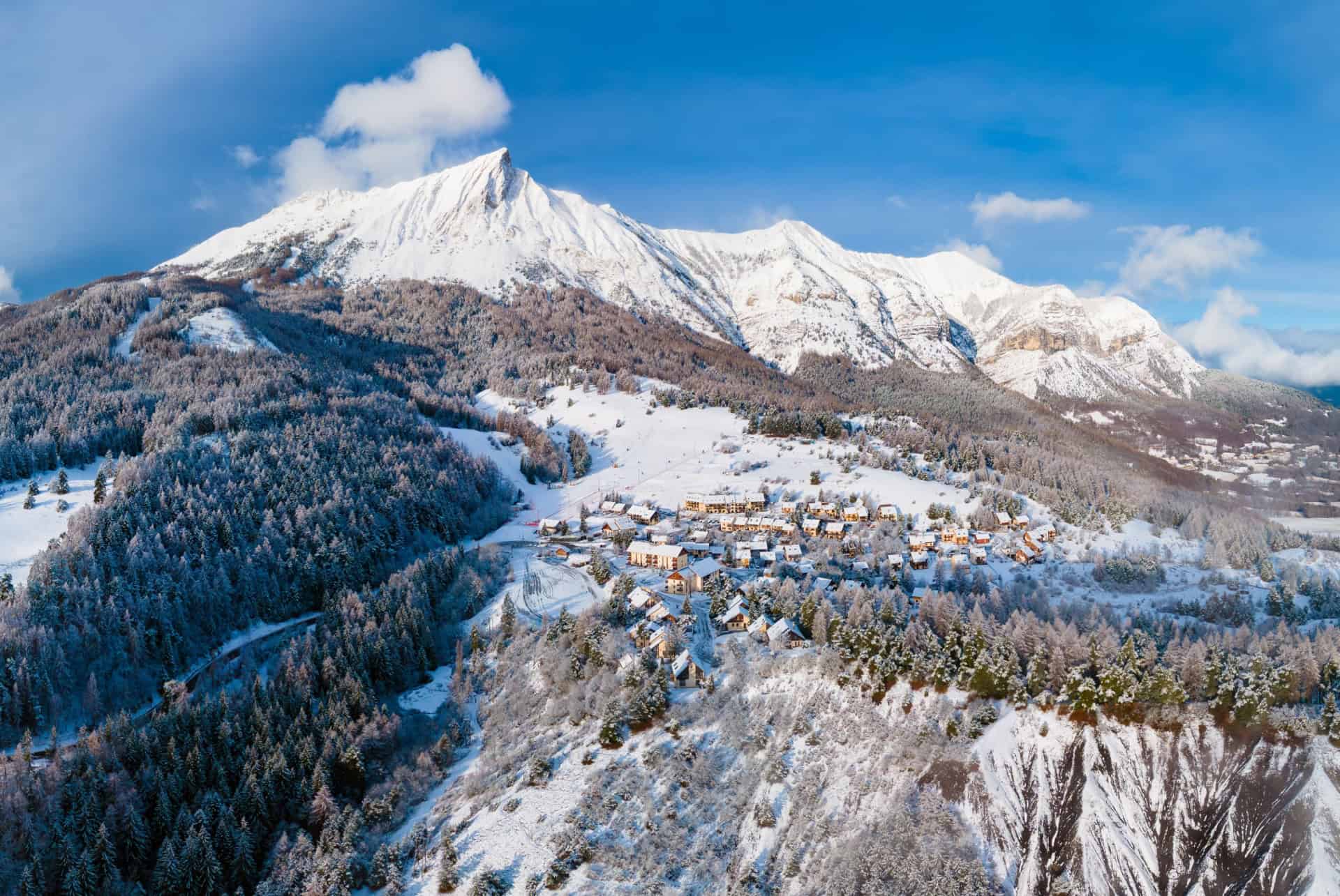 ski hautes alpes station laye