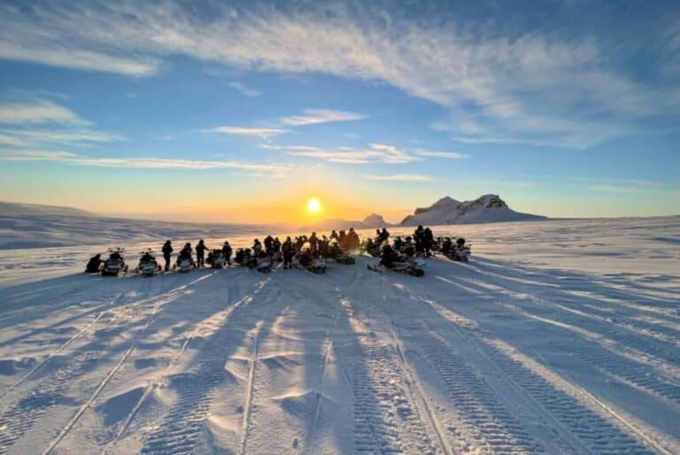 Source thermale et visite de Langjökull en motoneige