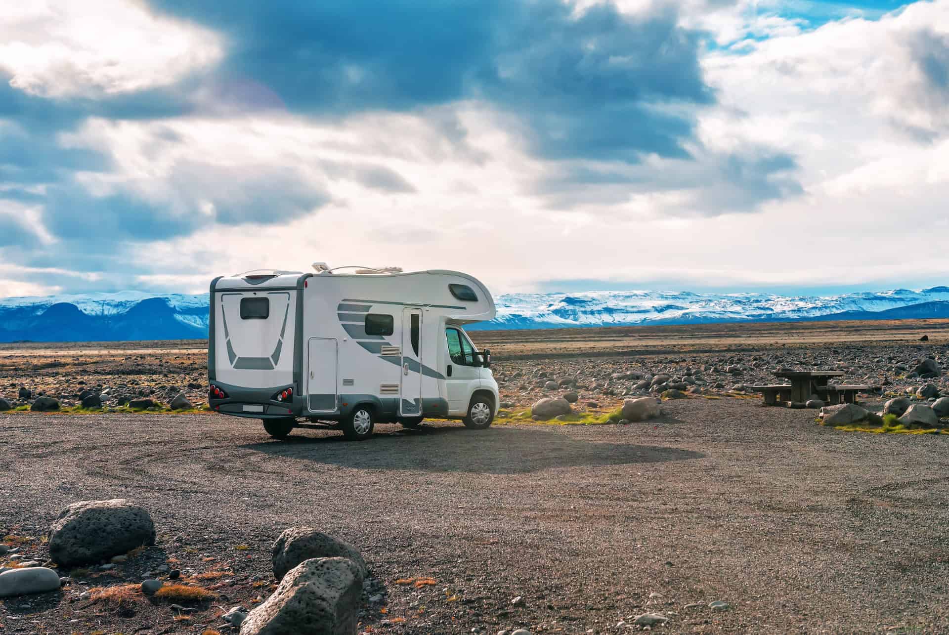 location van en islande en janvier