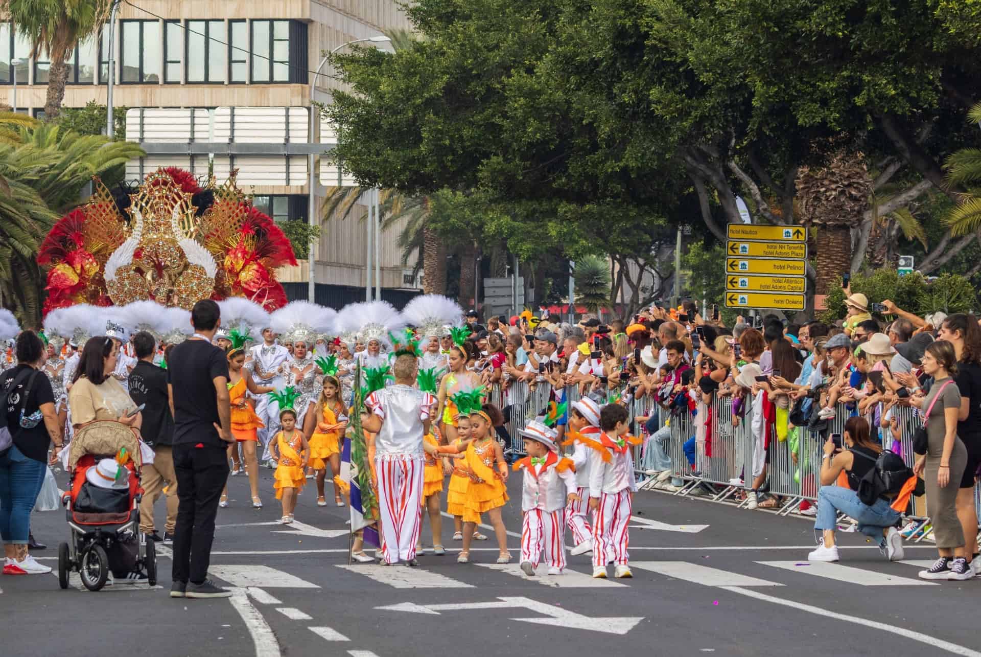 parade anunciadora chars