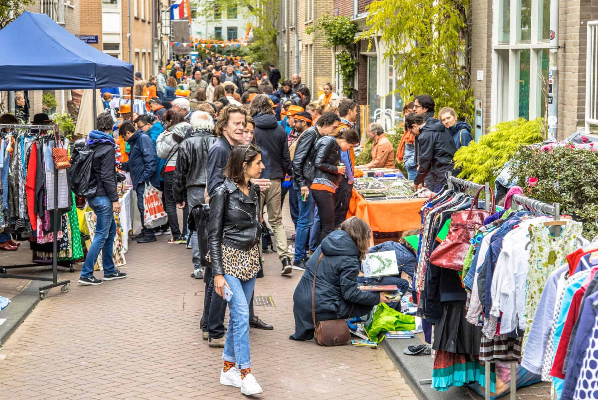 vrijmarkt kings day a amsterdam